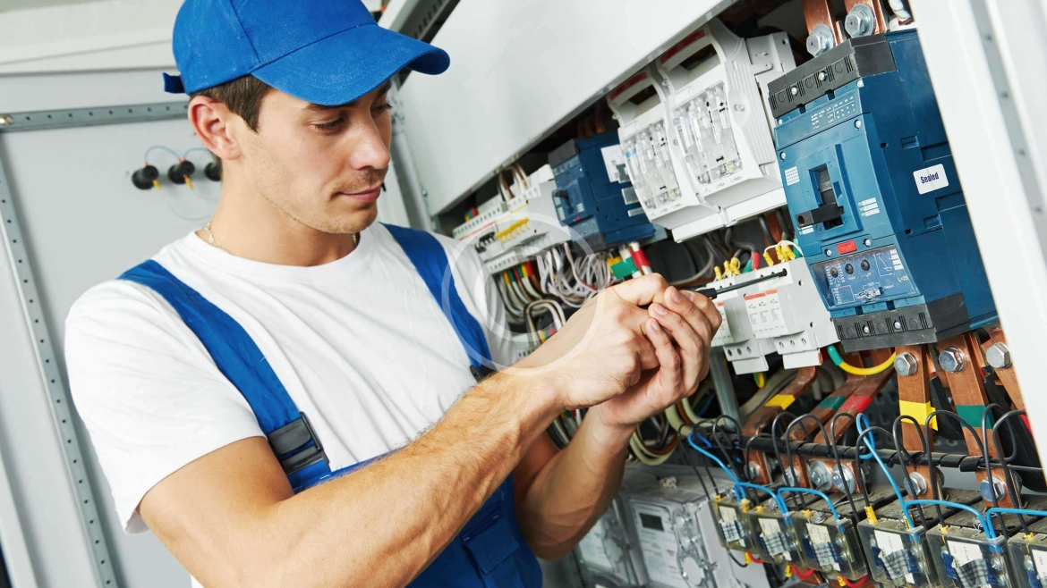 Repair Damaged or Loose Electrical Cords TNS Electrical Services